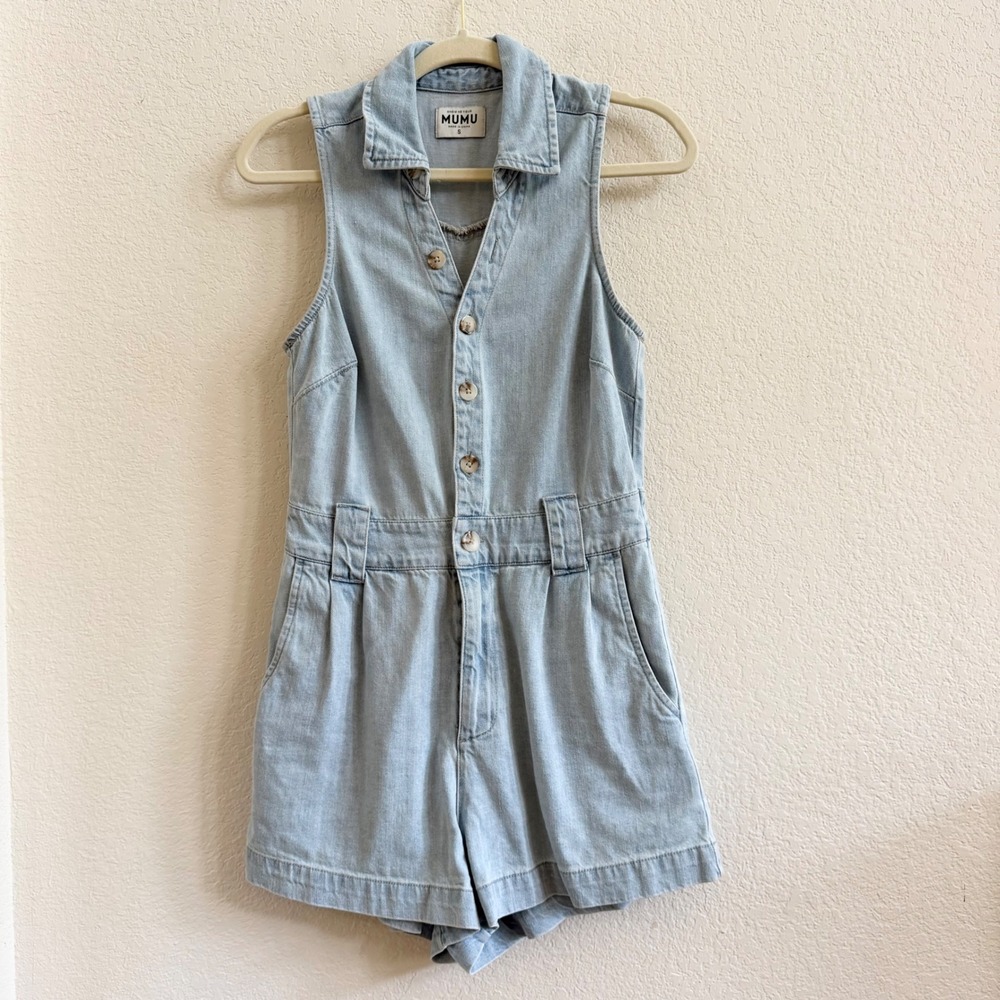 Show Me Your Mumu Womens Light Wash Denim Sleeveless Button Front Romper Small